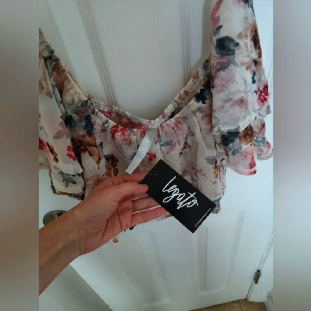 Off Shoulder Flower Top